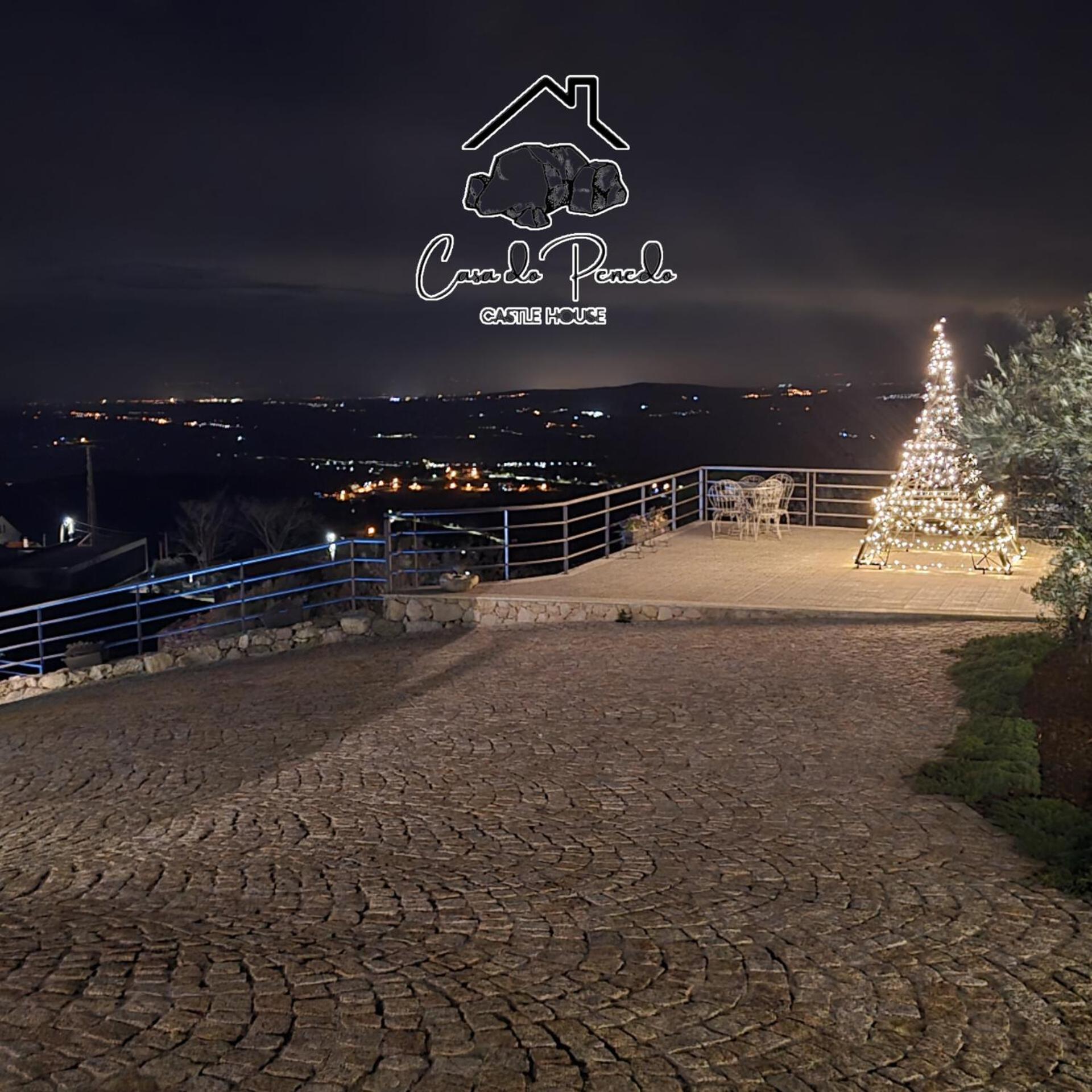 Casa Do Penedo Castle House Βίλα Linhares  Εξωτερικό φωτογραφία